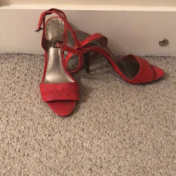Size 8.5 Rachel Roy sandals - Picture 2 of 3